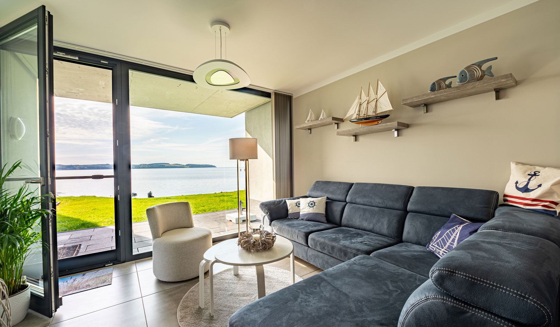 Wohnzimmer Couch